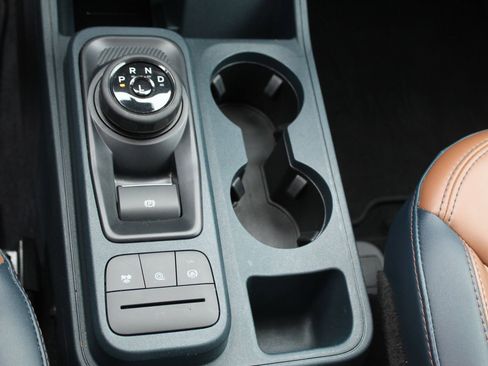 Used 2024 Ford Maverick Lariat image 37