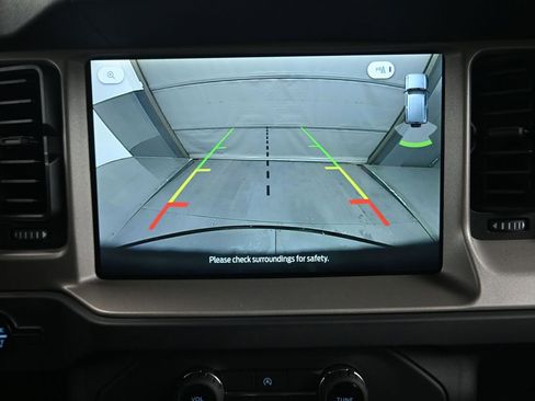 Used 2025 Ford Bronco Outer Banks image 20