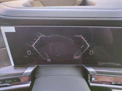 New 2026 BMW 740i w/ Premium Package RWD image 11