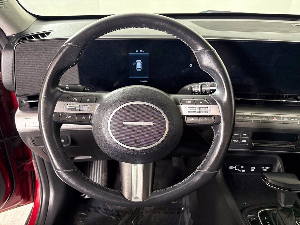 Used 2025 Hyundai Kona SEL FWD image 23