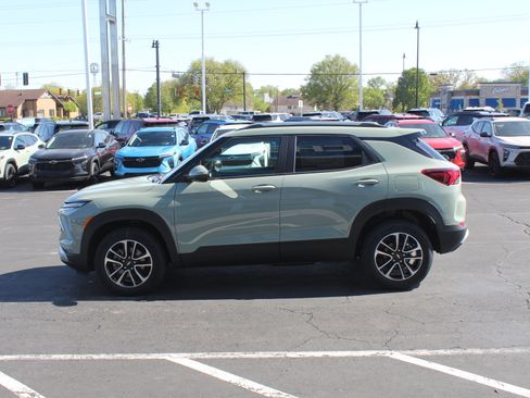 New 2026 Chevrolet TrailBlazer LT w/ LT Cold Weather Package AWD/4WD image 6