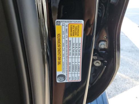 New 2026 GMC Sierra 1500 Denali w/ Denali Reserve Package image 33