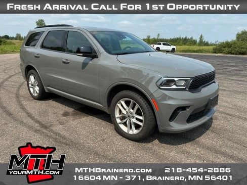 Used 2024 Dodge Durango GT AWD/4WD image 2