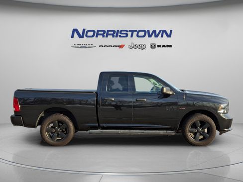 Used 2017 RAM 1500 Express w/ Black Ram 1500 Express Group image 7
