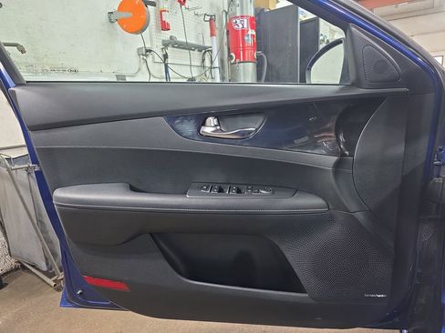 Used 2021 Kia Forte GT-Line w/ GT-Line Premium Package image 25