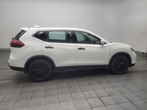 Used 2020 Nissan Rogue S FWD image 10