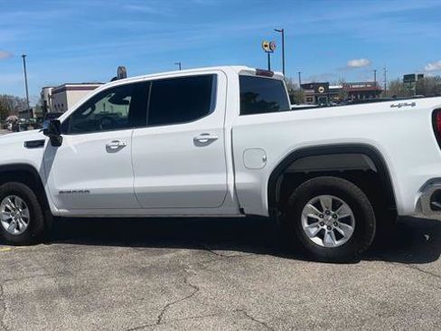Used 2023 GMC Sierra 1500 SLE image 6