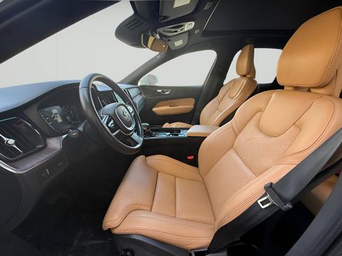 Used 2021 Volvo XC60 T5 Inscription w/ Advanced Package FWD image 10