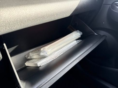 Used 2022 Hyundai Kona Limited image 41