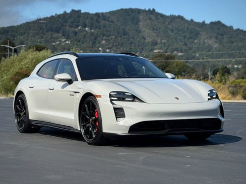 Used 2023 Porsche Taycan GTS AWD/4WD image 1