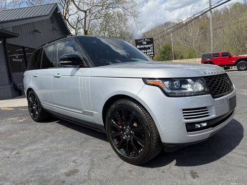 Used 2015 Land Rover Range Rover Supercharged AWD/4WD image 9