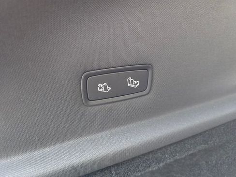 Used 2026 Tesla Model Y Long Range image 44