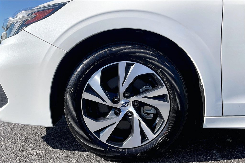 Certified 2025 Subaru Legacy Premium AWD/4WD image 10