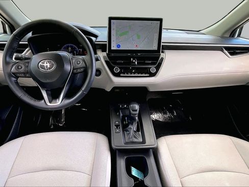Used 2026 Toyota Corolla Cross LE w/ Moonroof Package AWD/4WD image 16