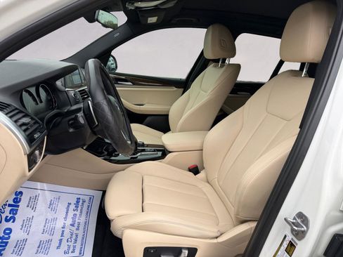 Used 2019 BMW X3 sDrive30i w/ Driving Assistance Package image 9