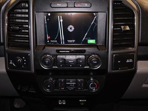 Certified 2019 Ford F150 XLT w/ Equipment Group 302A Luxury image 30