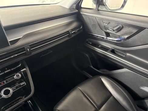 Used 2022 Lincoln Corsair AWD w/ Equipment Group 101A image 23
