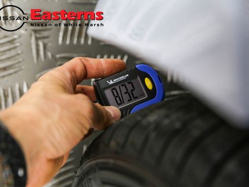 Used 2023 Nissan Altima 2.5 SR w/ SR Premium Package image 28