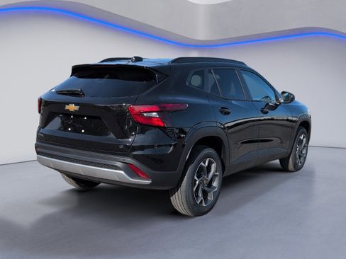 New 2026 Chevrolet Trax LT w/ Driver Confidence Package image 3