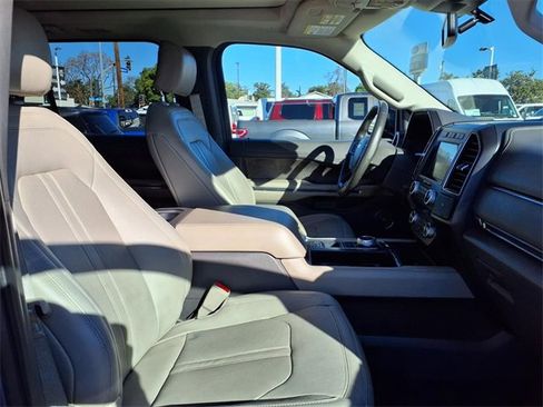 Certified 2019 Ford Expedition Limited w/ Equipment Group 302A image 24