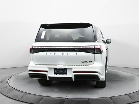 New 2026 INFINITI QX80 4WD image 6