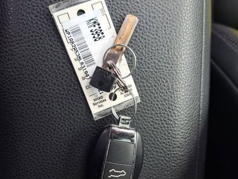 Used 2021 Porsche Macan S image 29