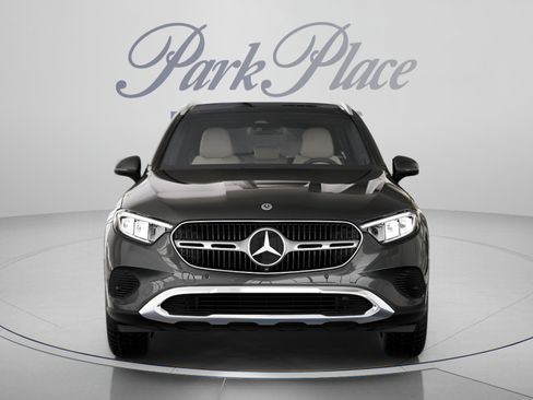 Certified 2026 Mercedes-Benz GLC 300 4MATIC image 36