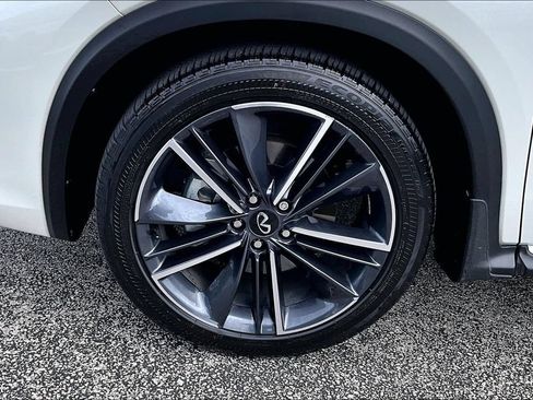 Certified 2023 INFINITI QX55 Essential AWD/4WD image 11