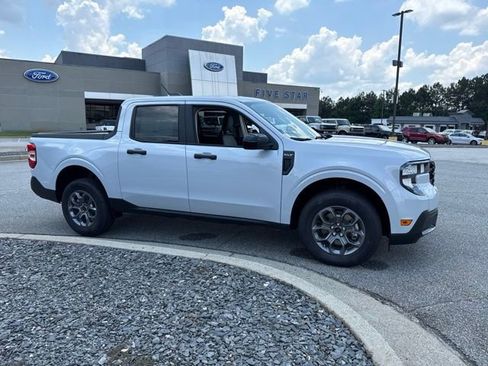 New 2026 Ford Maverick XLT w/ XLT Luxury Package FWD image 1
