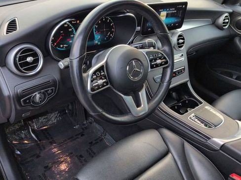 Used 2022 Mercedes-Benz GLC 300 4MATIC image 11