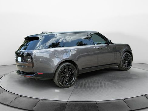 Certified 2022 Land Rover Range Rover Long Wheelbase First Edition AWD/4WD image 7
