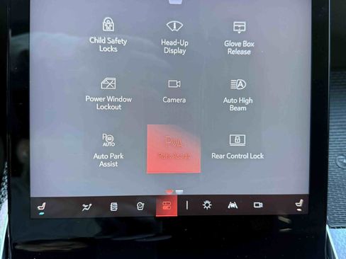 Used 2025 Cadillac Escalade V w/ LPO, ONYX Package image 78