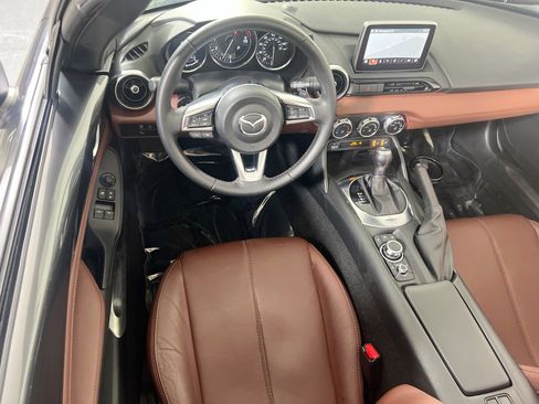 Used 2017 MAZDA MX-5 Miata RF Grand Touring image 21