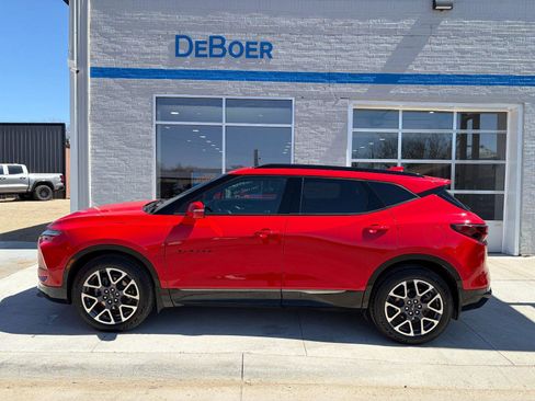 Used 2023 Chevrolet Blazer RS w/ Driver Confidence II Package image 2