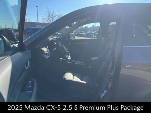 New 2025 MAZDA CX-5 AWD 2.5 S w/ Premium Plus Pkg image 21