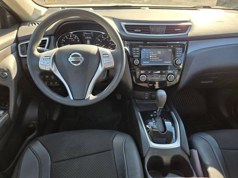 Used 2014 Nissan Rogue SV w/ SV Premium Package AWD/4WD image 18