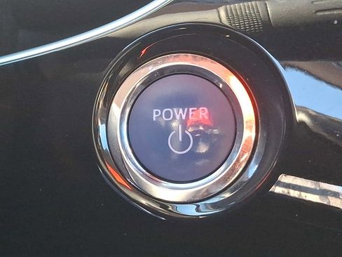 Used 2020 Toyota Prius Prime LE image 22