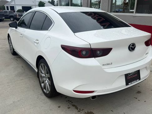 Used 2023 MAZDA MAZDA3 s FWD image 4