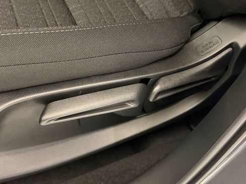 New 2026 Honda HR-V LX image 22