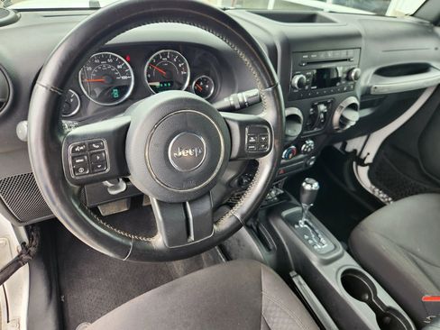 Used 2017 Jeep Wrangler Unlimited Sport w/ Quick Order Package 24S AWD/4WD image 25
