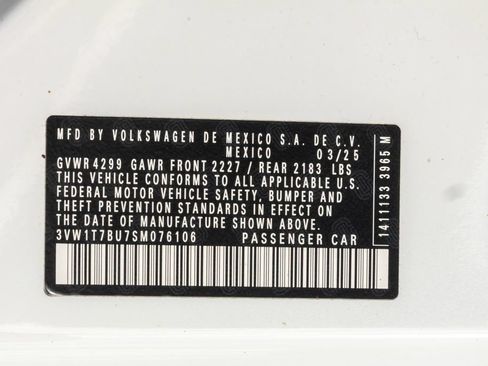 Certified 2025 Volkswagen Jetta GLI Autobahn FWD image 37