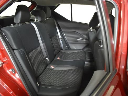 Certified 2023 Nissan Kicks SV FWD image 29