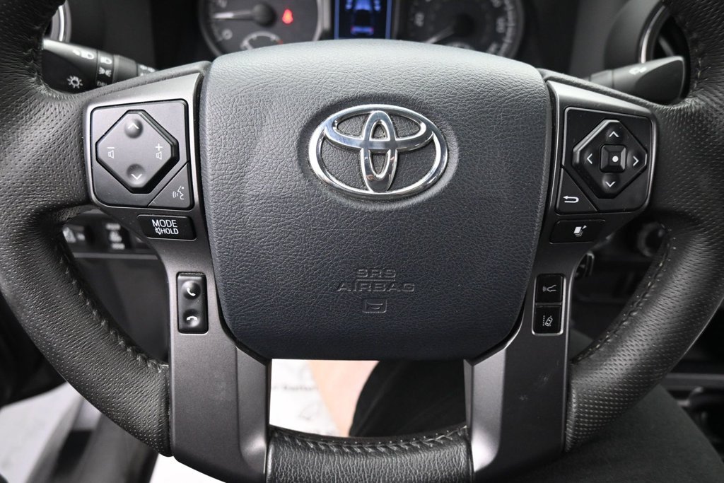 Used 2019 Toyota Tacoma TRD Off-Road AWD/4WD image 19