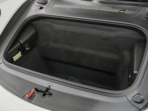 Used 2015 Porsche 911 Targa 4 AWD/4WD image 13