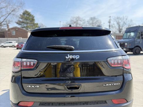 Used 2019 Jeep Compass Limited image 5