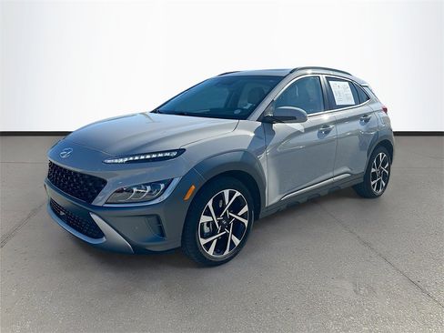 Used 2023 Hyundai Kona Limited image 3
