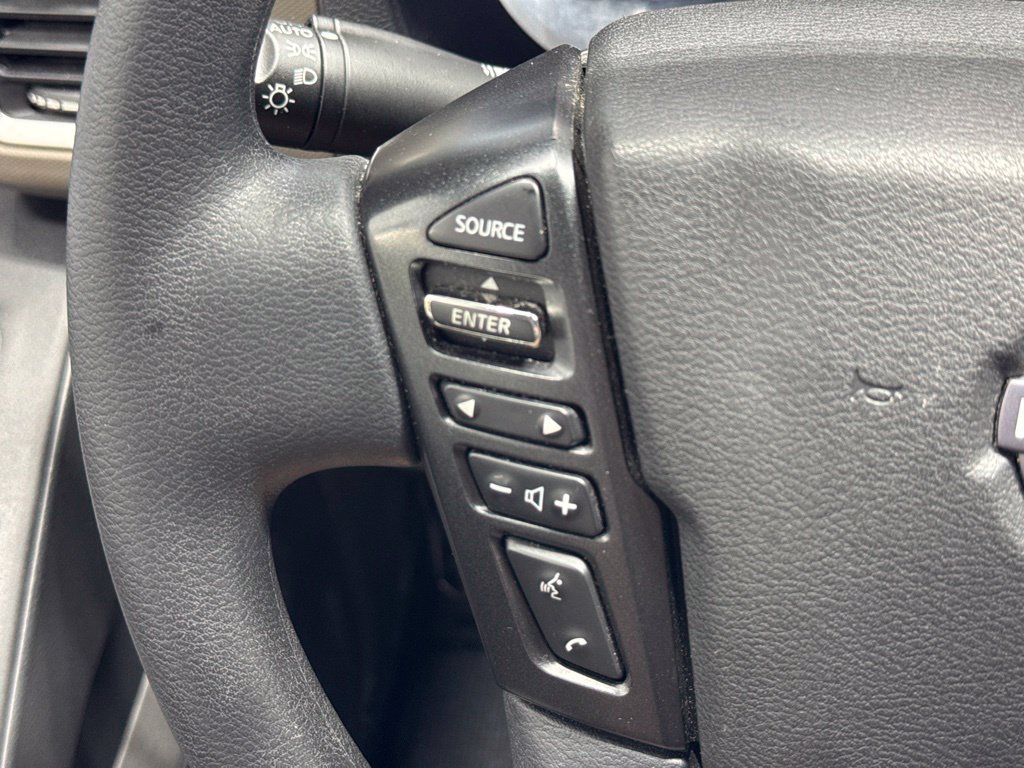 Used 2024 Nissan Frontier SV AWD/4WD image 12