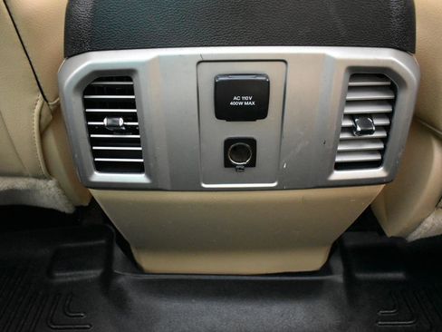 Used 2016 Ford F150 Lariat image 40