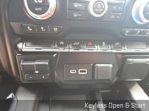 Used 2019 GMC Sierra 1500 SLT w/ SLT Convenience Package AWD/4WD image 44