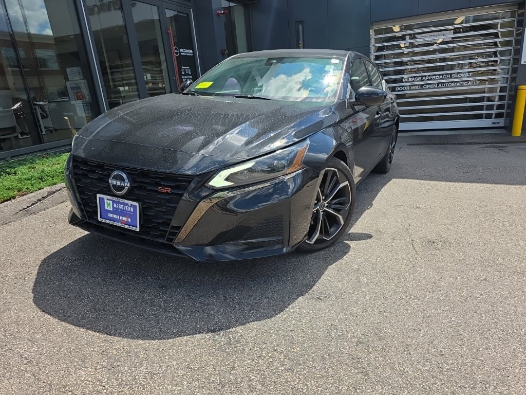 Certified 2023 Nissan Altima 2.5 SR AWD/4WD image 2